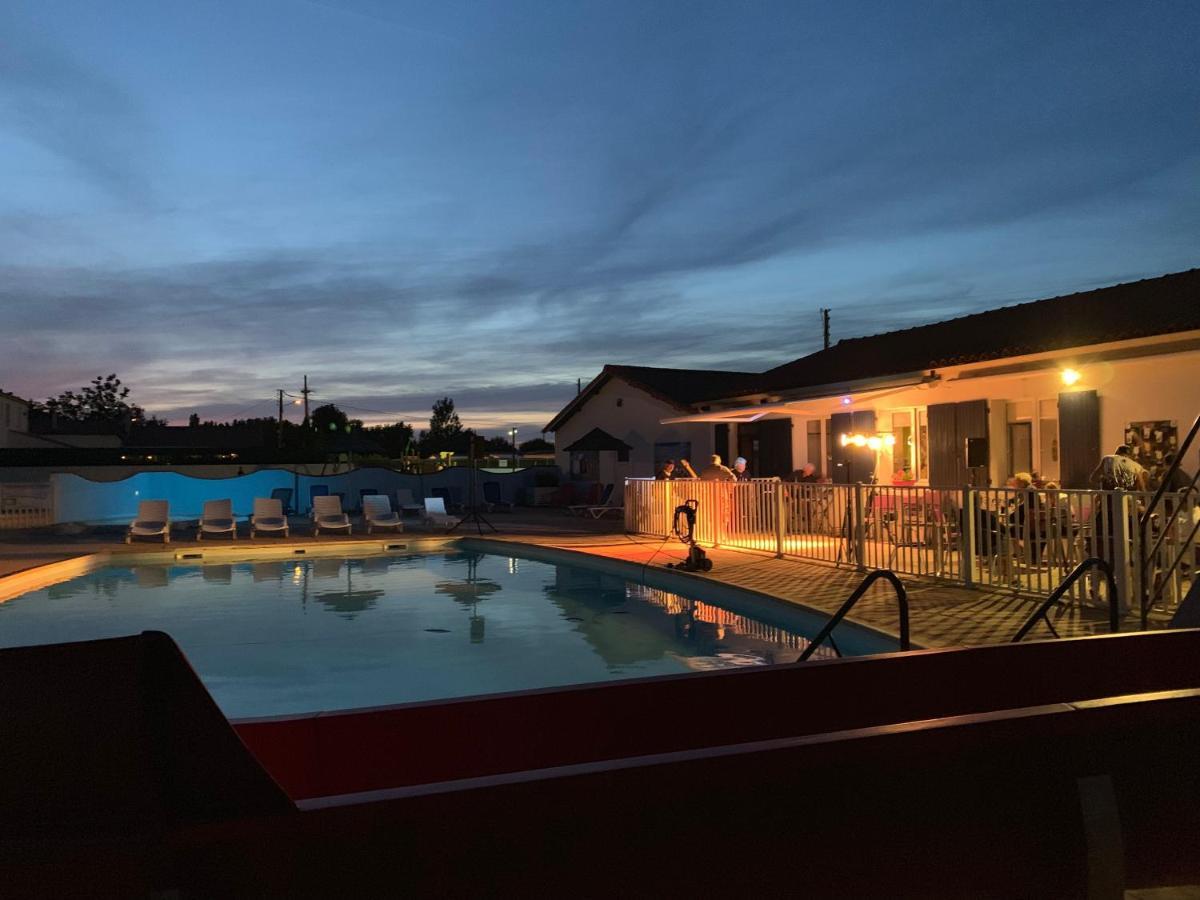 Camping Les Violettes La Faute-sur-Mer Exterior foto